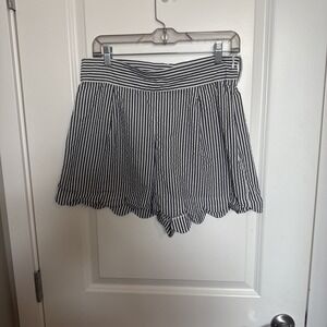 H&W Striped Ruffle Shorts‎ Side Zipper Size 12
